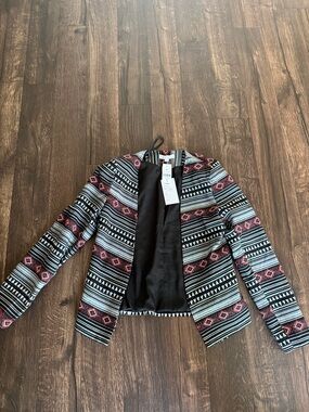 Patterned Open-Front Blazer in Black, White & Red